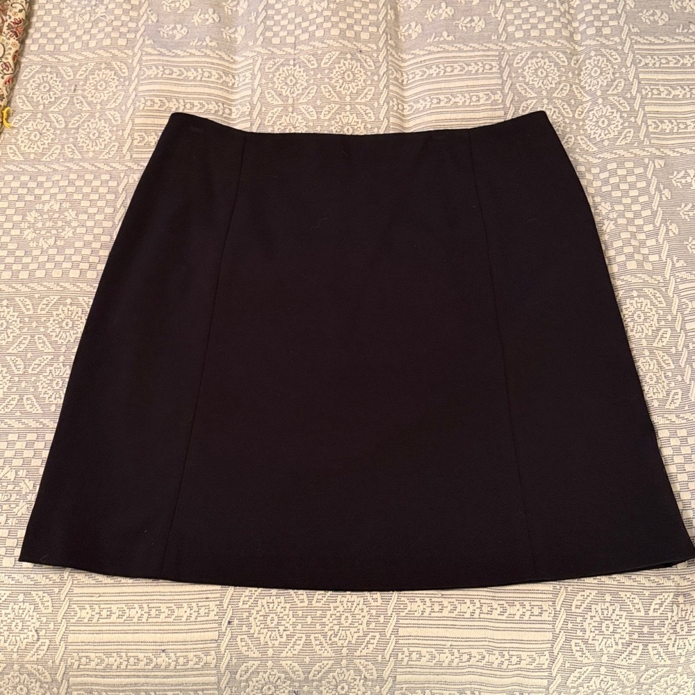 White House Black Market Black Pencil Skirt - Sleek Workwear